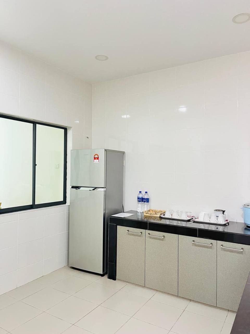 Sofea Mutiara Homestay Ipoh Esterno foto