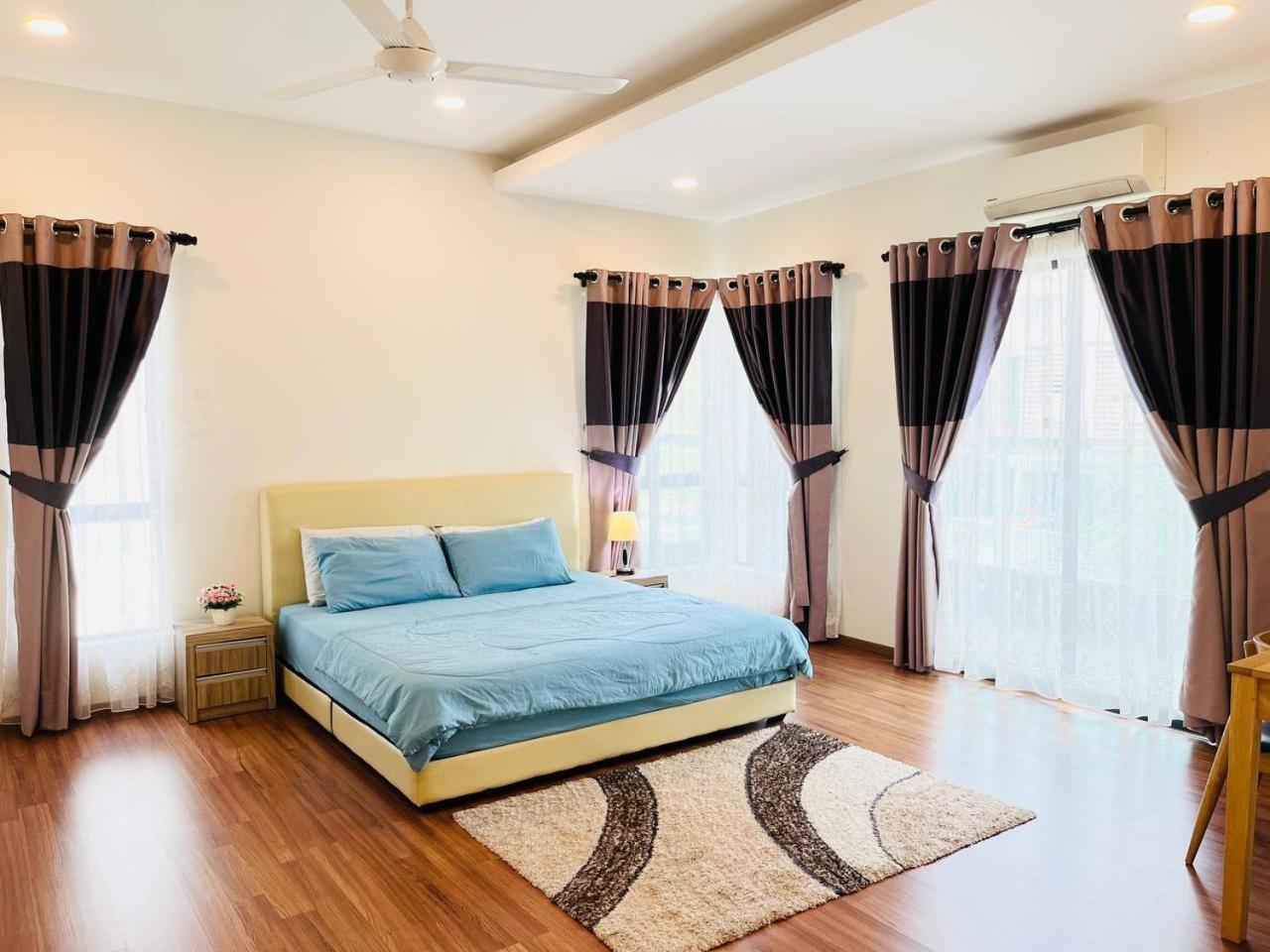 Sofea Mutiara Homestay Ipoh Esterno foto