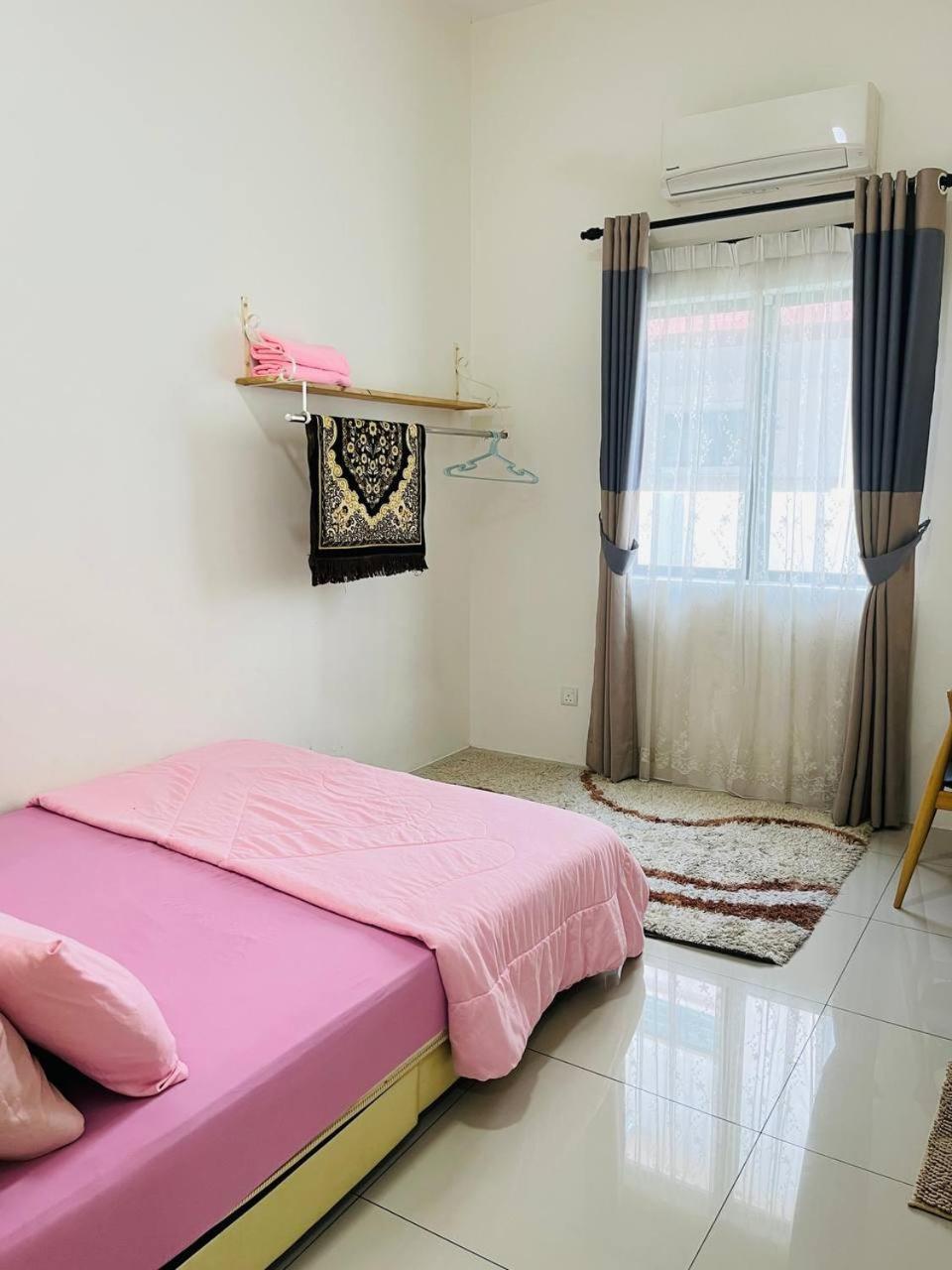 Sofea Mutiara Homestay Ipoh Esterno foto