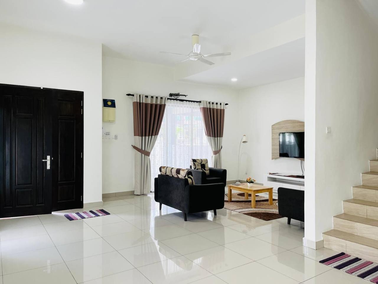 Sofea Mutiara Homestay Ipoh Esterno foto